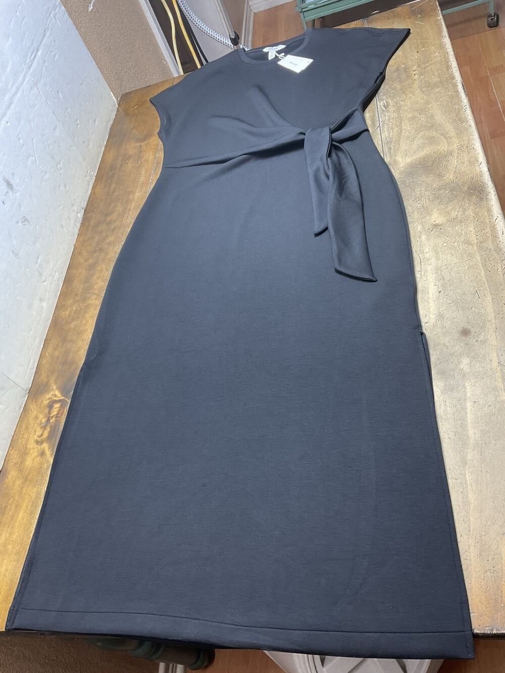 Spanx Air Essentials Size XL Very Black Soft Cozy Tie Waist Maxi Dress NWT